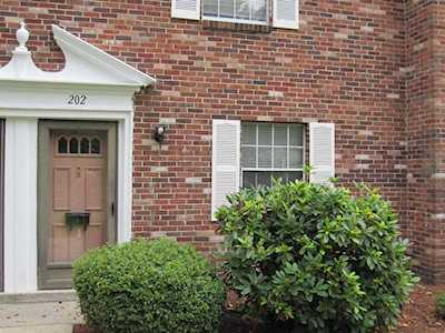202 Windsor Drive #202 Framingham, MA 01701