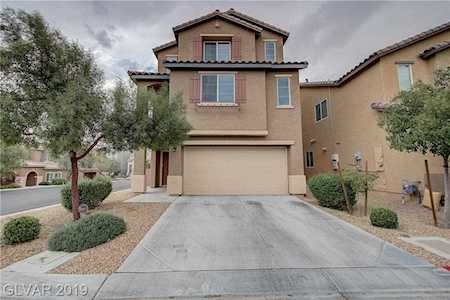 8909 Harmony Hall Ave Las Vegas, NV 89178