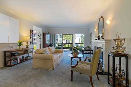 52 Seaview Dr Santa Barbara, CA 93108