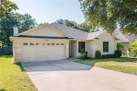 7411 Spivey Dr Austin, TX 78749