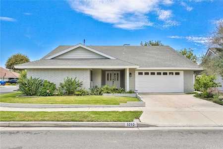 5292 Vineland Drive Huntington Beach, CA 92649