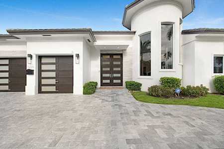 5220 NE 29Th Avenue Lighthouse Point, FL 33064
