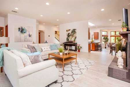 13993 Recuerdo Dr Del Mar, CA 92014