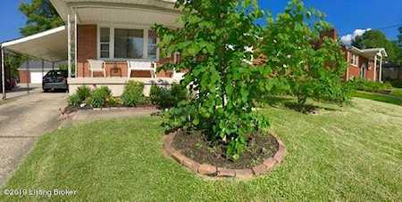 4807 Lawrie Ln Louisville, KY 40214