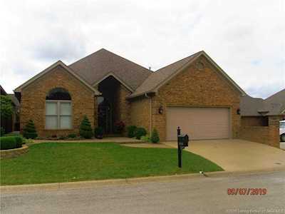 2653 Aspen Way Jeffersonville, IN 47130