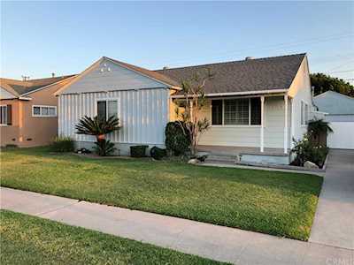 8158 Poinsettia Drive Buena Park, CA 90620