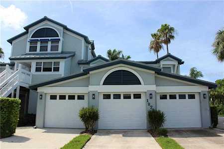 1272 Siesta Bayside Drive Sarasota, FL 34242