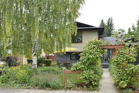 851 Parkridge Road SE Calgary, AB T2J 5B8