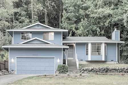 22085 34th Avenue W Brier, WA 98036