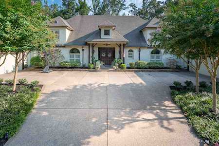 9047 Freeman Oaks Cv Memphis, TN 38018