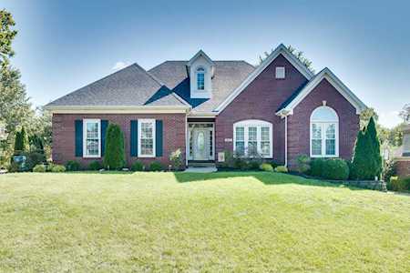 3807 Buglewood Pl Louisville, KY 40245