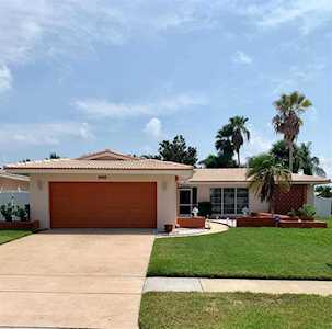 14424 Neptune Road Seminole, FL 33776