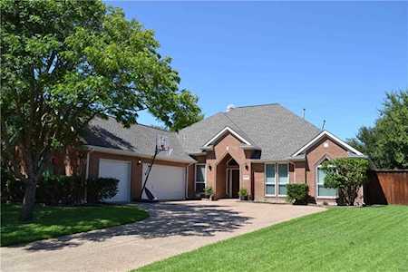 225 Black Oak Circle Coppell, TX 75019