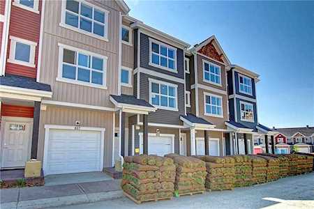 355 Nolancrest Heights NW #805 Calgary, AB T3R 0Z9