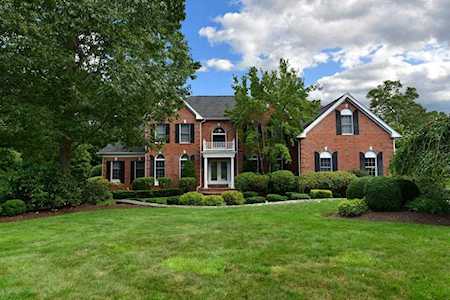 39 Greenwood Road Hopkinton, MA 01748