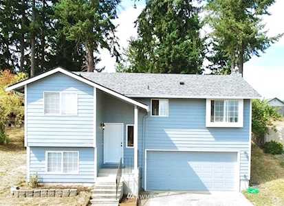 21824 48th Av Ct E Spanaway, WA 98387