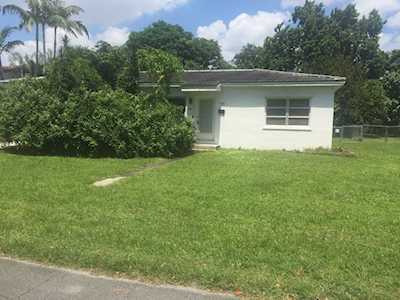 735 NE 111Th Street Biscayne Park, FL 33161