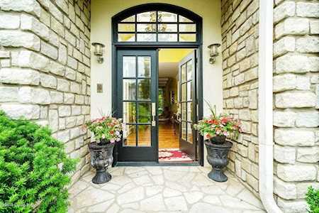 18908 Ridgeleigh Ln Louisville, KY 40245