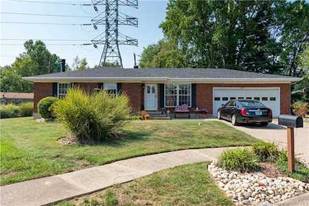 1741 Elmwood Drive Clarksville, IN 47129