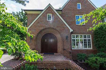 3818 Stafford St N Arlington, VA 22207
