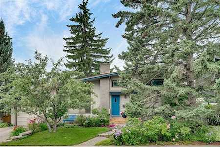 2252 Longridge Drive SW Calgary, AB T3E 5N6