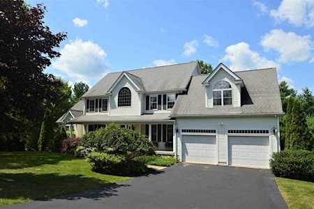 117 Fall Lane Franklin, MA 02038