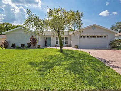 608 Prairie Lane Altamonte Springs, FL 32714