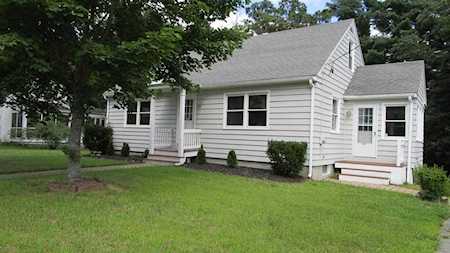 172 S Main St Uxbridge, MA 01569