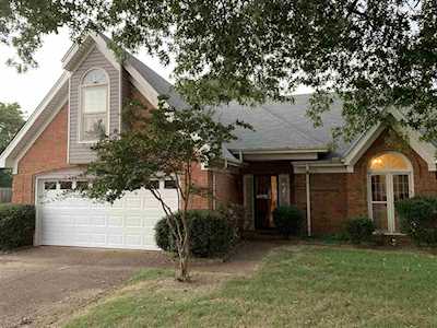 6518 Country Knoll Cv Bartlett, TN 38135