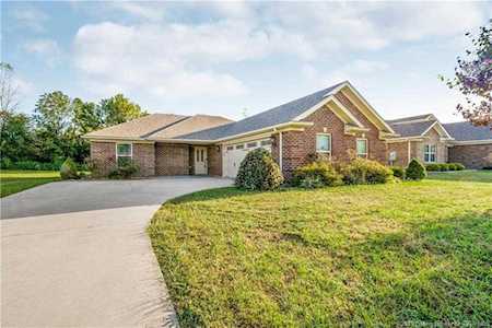 2741 Crescent Hill Drive Corydon, IN 47112