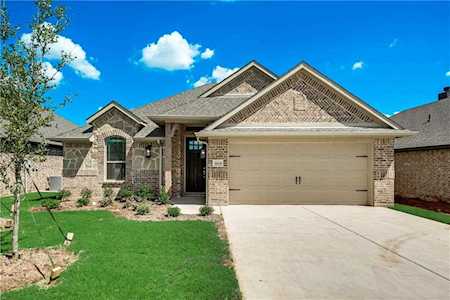 1433 Town Creek Circle Weatherford, TX 76086