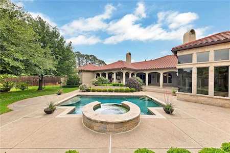 2212 Glade Road Colleyville, TX 76034