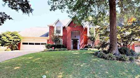 284 Summerfield Ln Memphis, TN 38018