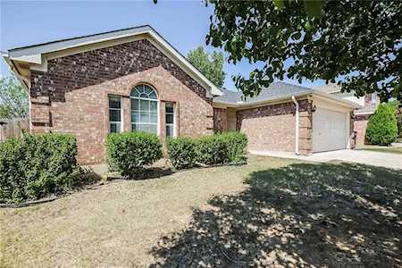 3913 Periwinkle Drive Fort Worth, TX 76137
