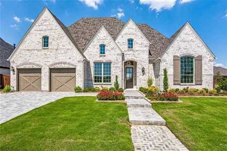 3818 Ladera Heights Boulevard Frisco, TX 75034