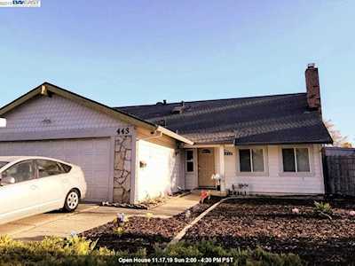 443 Hartwick Ln Fairfield, CA 94533