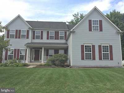 21073 Carthagena Ct Ashburn, VA 20147