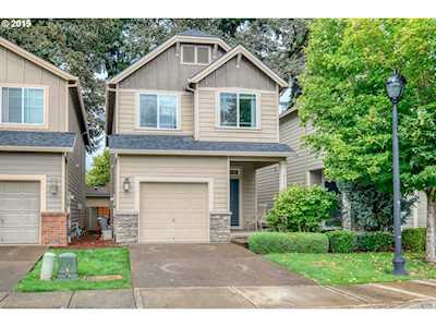 4557 SE Satinwood St Hillsboro, OR 97123