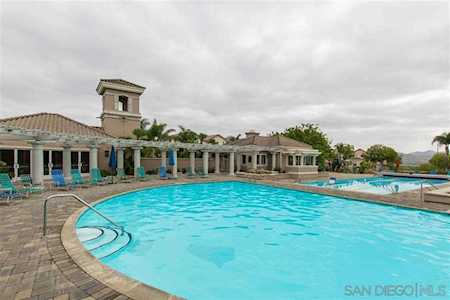 18698 Caminito Cantilena Rancho Bernardo, CA 92128