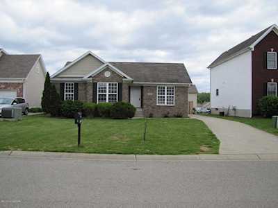9305 Pinto Ct Louisville, KY 40118