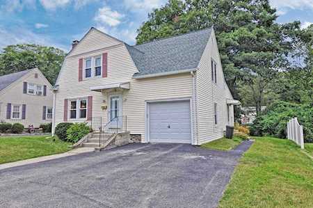 10 Merriweather Rd Worcester, MA 01602