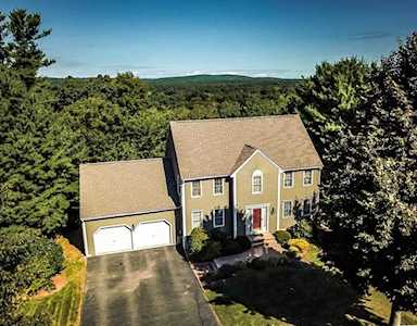 11 Liberty Dr Northborough, MA 01532