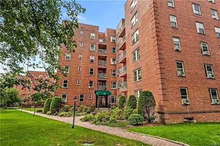 565 Broadway #5C Greenburgh, NY 10706