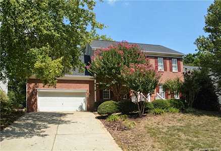 16028 Cranleigh Dr Huntersville, NC 28078