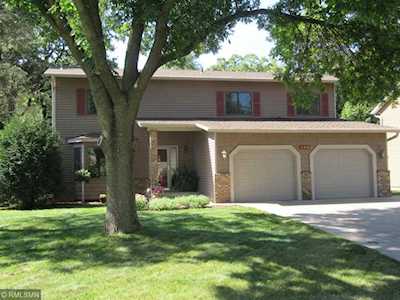 958 Waterford Drive W Eagan, MN 55123