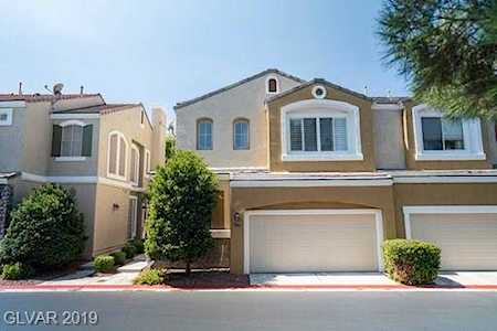 1005 Prestwick St Las Vegas, NV 89145