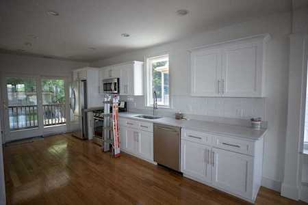 195 Gladstone St #2 Boston, MA 02128