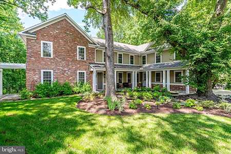 7612 Woodridge Circle Alexandria, VA 22308