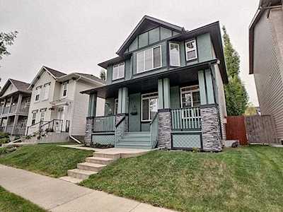 426 Elgin Way SE Calgary, AB T2Z 4A7