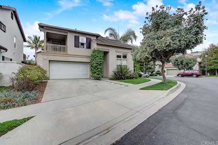 8 Camino Azulejo San Clemente, CA 92673